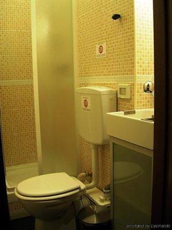 Karolstay Bed & Breakfast Rom